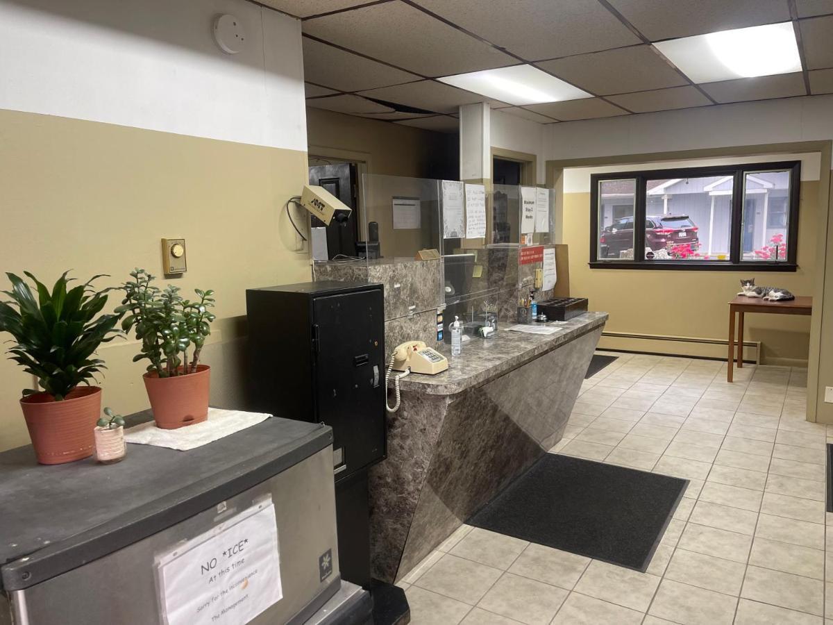 Pennswoods Inn Manheim Exterior photo