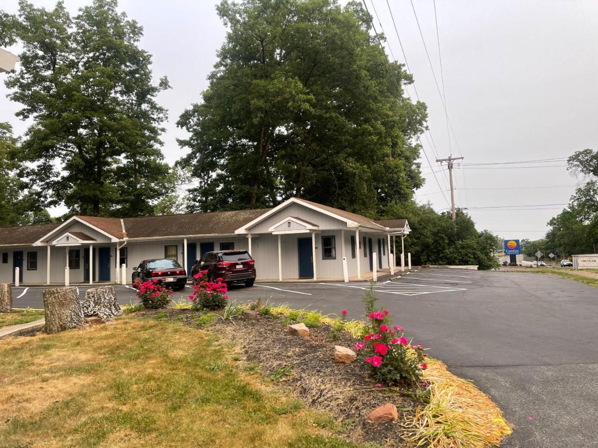 Pennswoods Inn Manheim Exterior photo